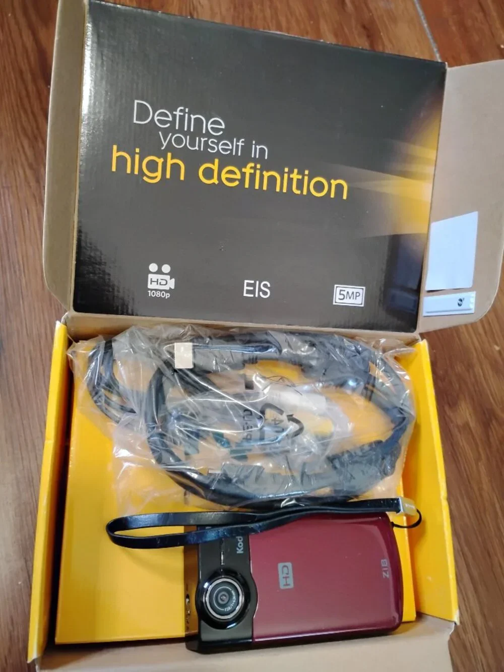 Kodak Zi8 Digital Pocket Video Camera EIS 1080p HD